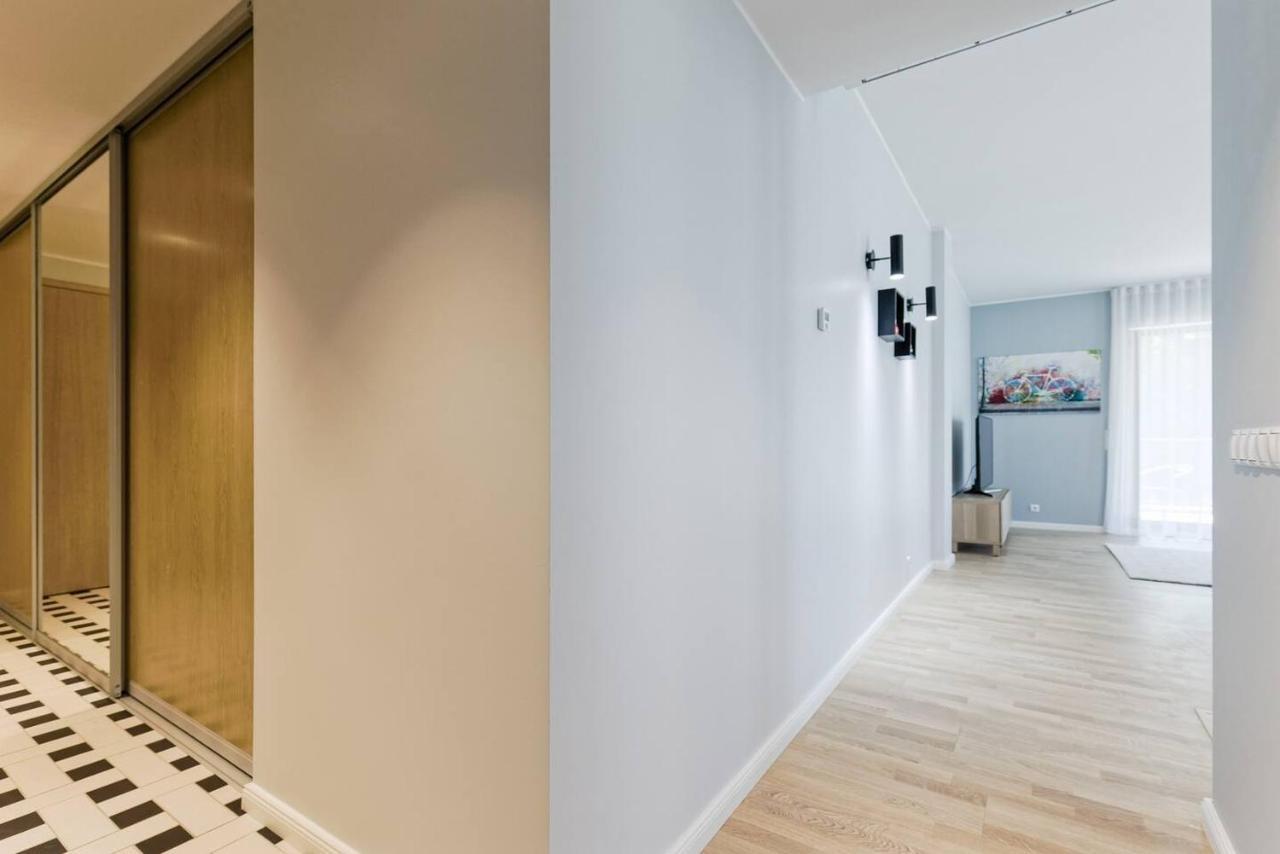 Central Apartments, Quiet With Free Parking And Ac. تالين المظهر الخارجي الصورة