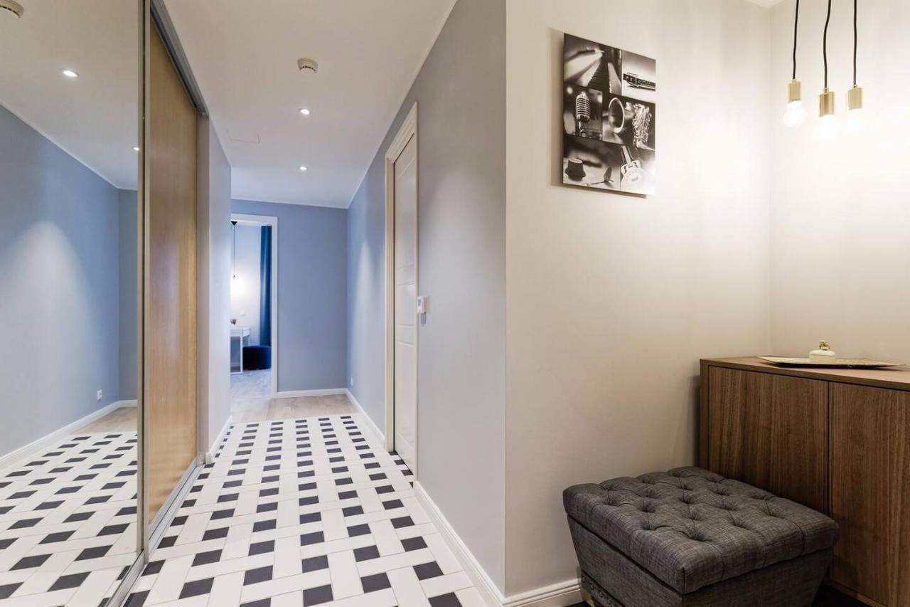 Central Apartments, Quiet With Free Parking And Ac. تالين المظهر الخارجي الصورة