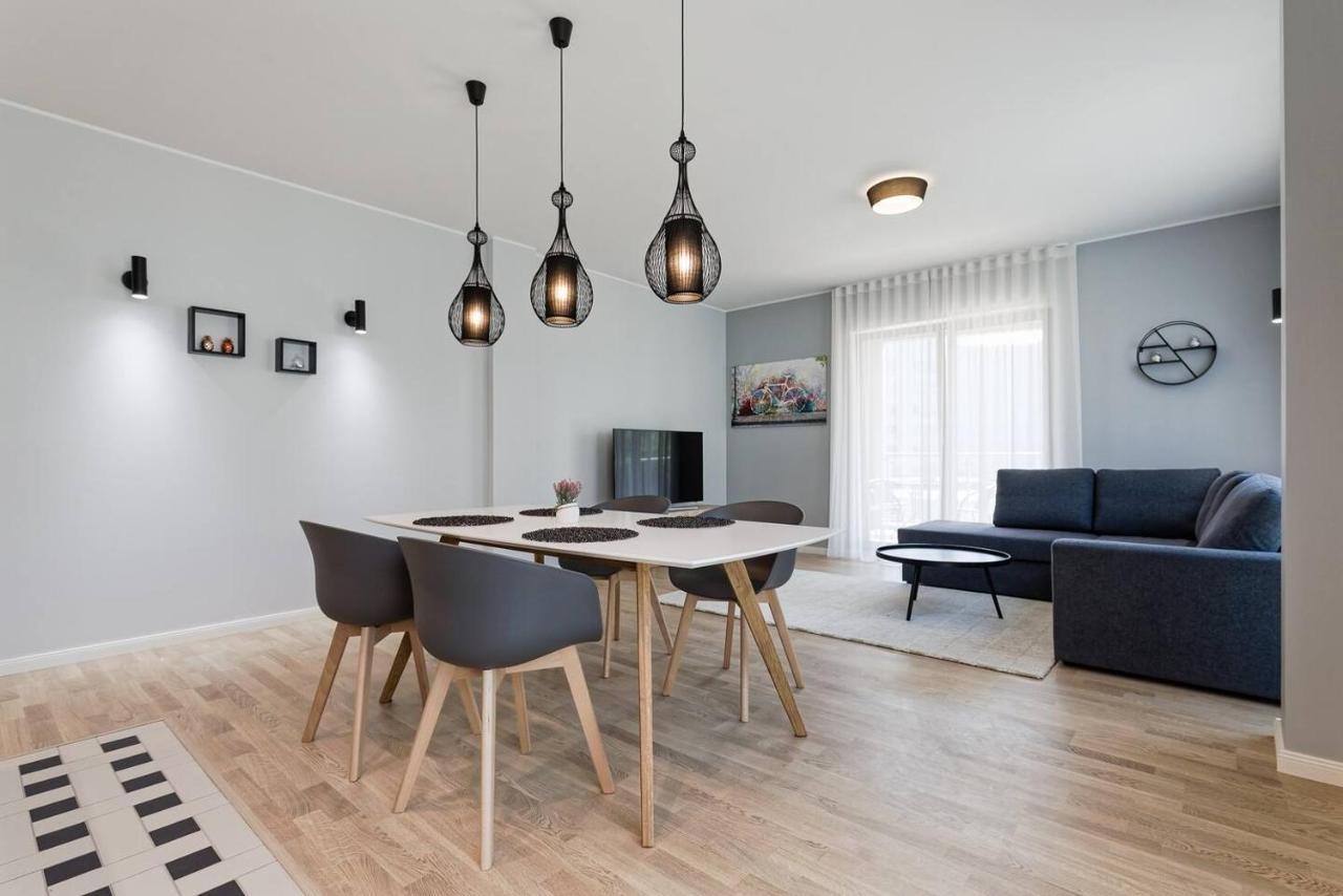 Central Apartments, Quiet With Free Parking And Ac. تالين المظهر الخارجي الصورة