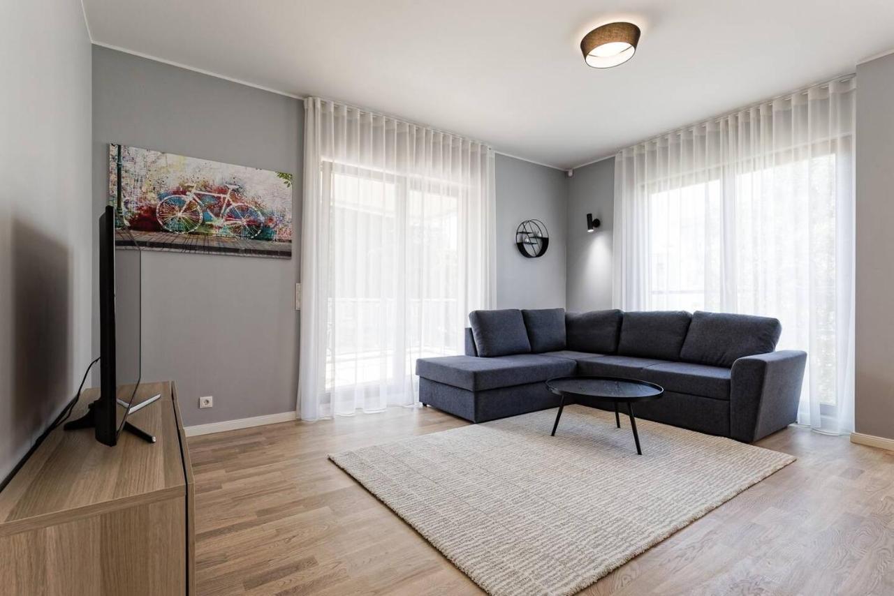 Central Apartments, Quiet With Free Parking And Ac. تالين المظهر الخارجي الصورة