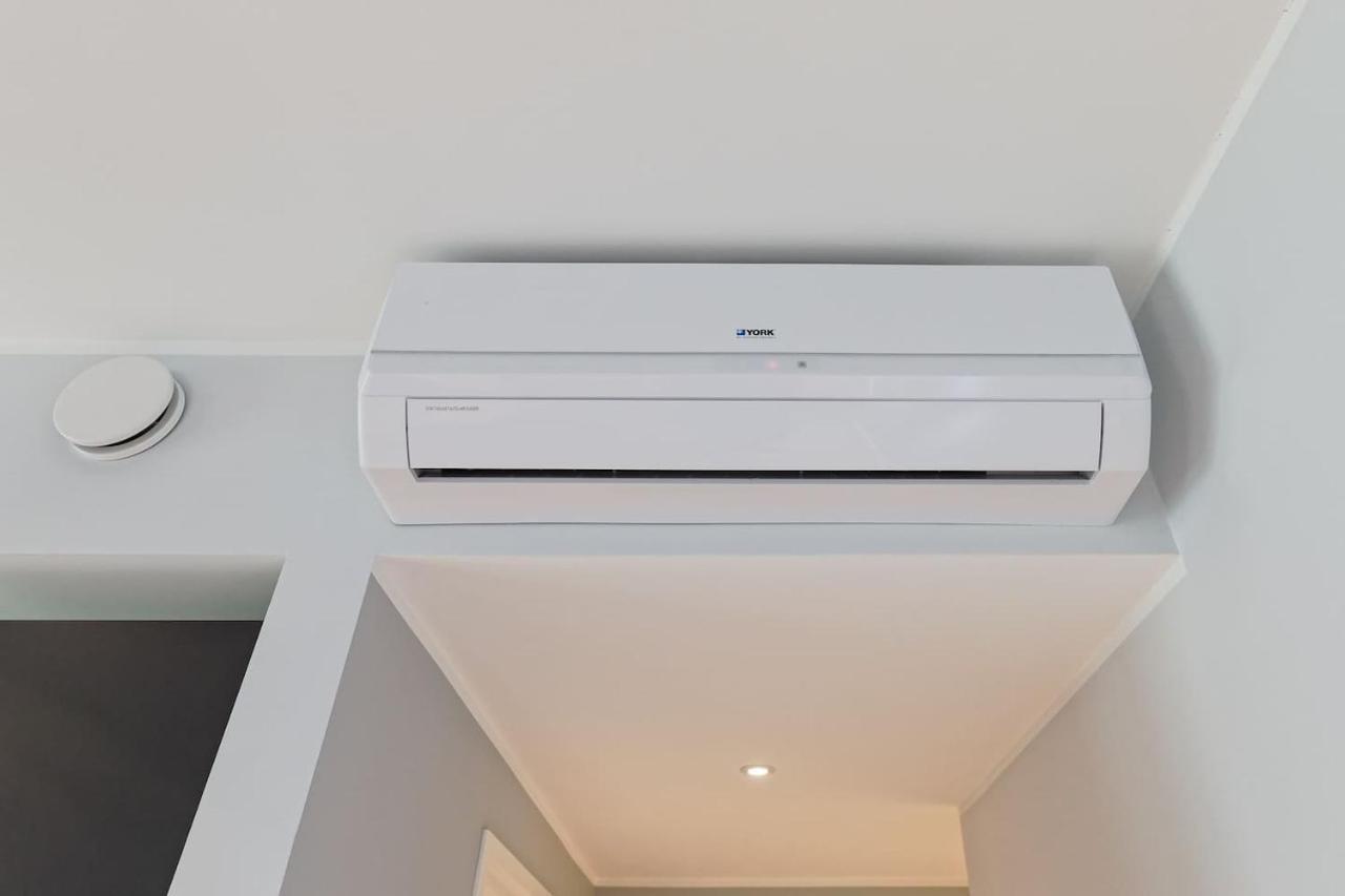 Central Apartments, Quiet With Free Parking And Ac. تالين المظهر الخارجي الصورة