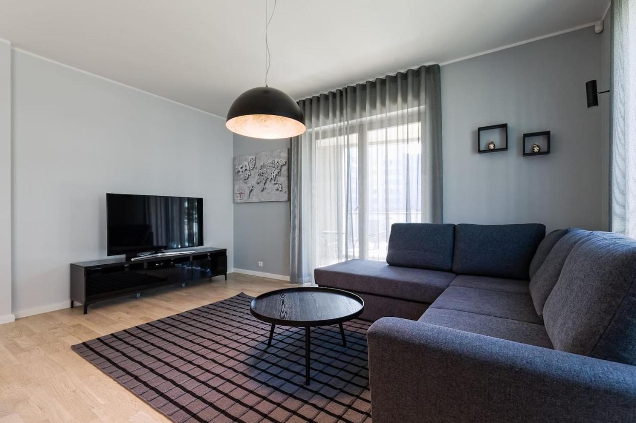 Central Apartments, Quiet With Free Parking And Ac. تالين المظهر الخارجي الصورة
