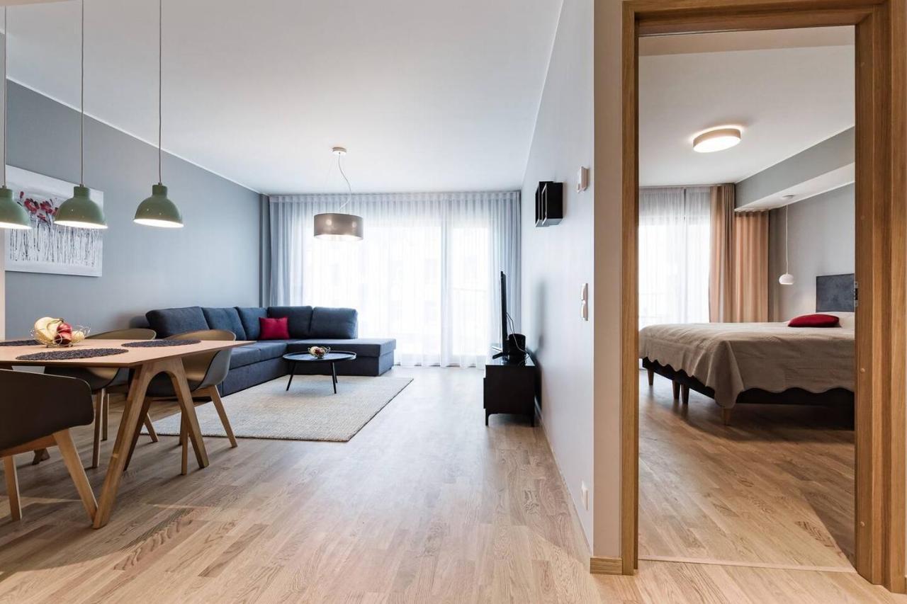 Central Apartments, Quiet With Free Parking And Ac. تالين المظهر الخارجي الصورة