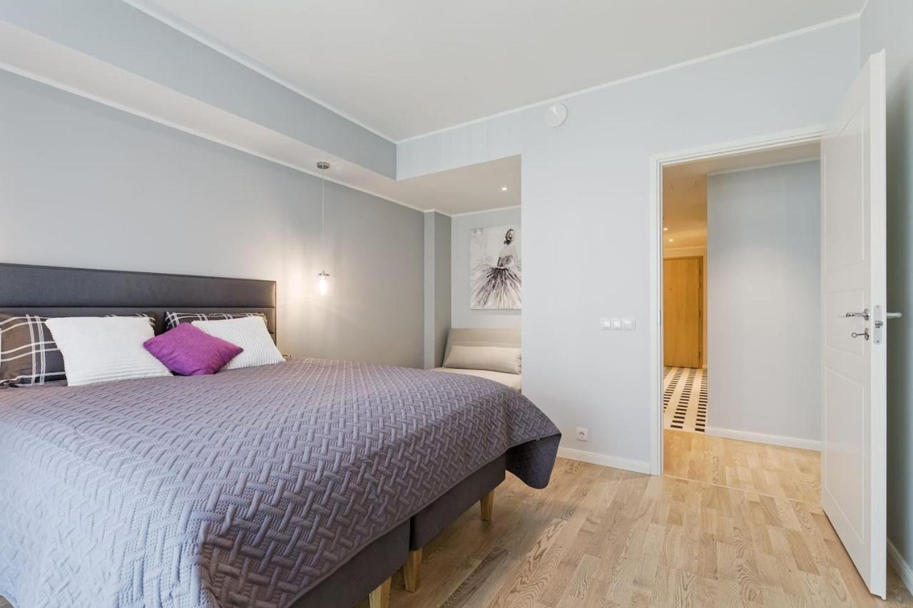 Central Apartments, Quiet With Free Parking And Ac. تالين المظهر الخارجي الصورة